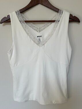 Francesca's Yummi White Tank with Lace Detail Women's size Medium